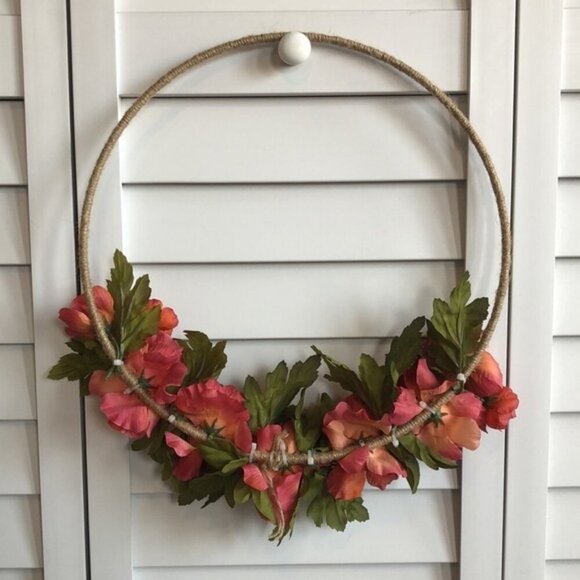 Delicate Pinkish Red Feminine Flower Leaf Floral Decor Twine Tweed Hoop Wreath - Picture 3 of 6